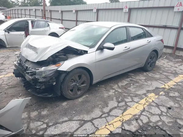 5NPLM4AG2MH035765 2021 HYUNDAI ELANTRA - Image 2