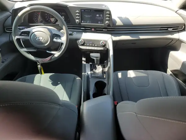 5NPLM4AG2MH037824 2021 HYUNDAI ELANTRA - Image 8