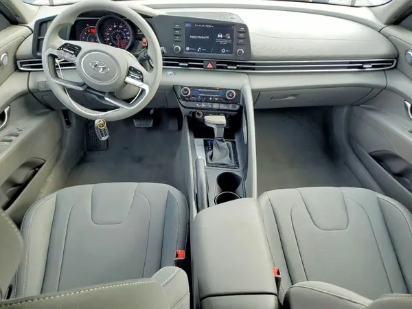 5NPLM4AG2MH043218 2021 HYUNDAI ELANTRA - Image 8
