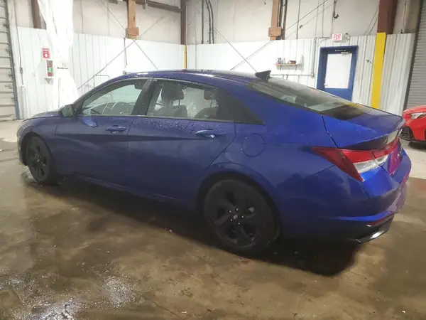 5NPLM4AG2MH044840 2021 HYUNDAI ELANTRA - Image 2