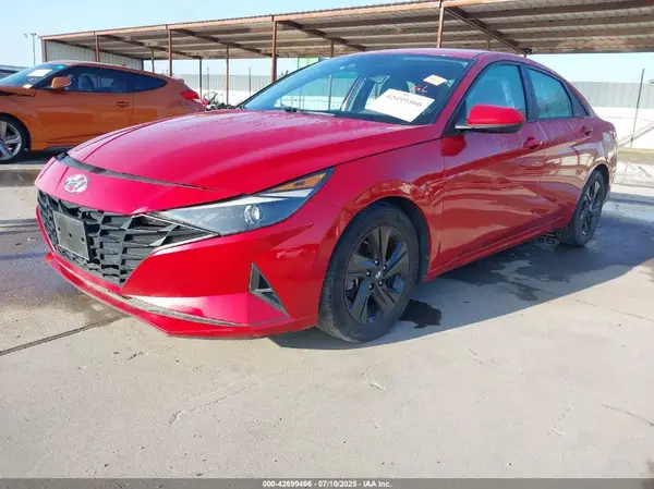 5NPLM4AG2MH045499 2021 HYUNDAI ELANTRA - Image 2