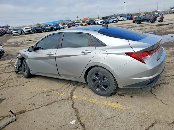 5NPLM4AG2MH047737 2021 HYUNDAI ELANTRA - Image 2