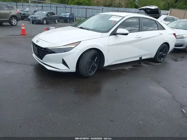 5NPLM4AG2MH051299 2021 HYUNDAI ELANTRA - Image 2