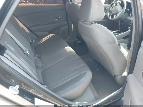 5NPLM4AG2MH051822 2021 HYUNDAI ELANTRA - Image 8