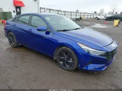 5NPLM4AG2NH053717 2022 HYUNDAI ELANTRA