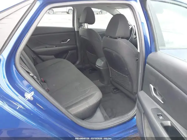 5NPLM4AG2NH053717 2022 HYUNDAI ELANTRA - Image 8