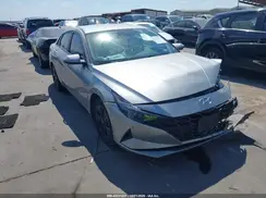 5NPLM4AG2NH054463 2022 HYUNDAI ELANTRA