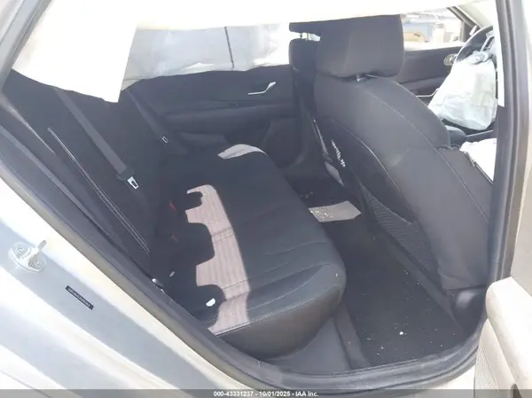 5NPLM4AG2NH054463 2022 HYUNDAI ELANTRA - Image 8