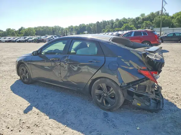 5NPLM4AG2NH055984 2022 HYUNDAI ELANTRA - Image 2