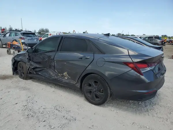 5NPLM4AG2NH064233 2022 HYUNDAI ELANTRA - Image 2