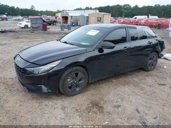 5NPLM4AG2NH064961 2022 HYUNDAI ELANTRA - Image 2
