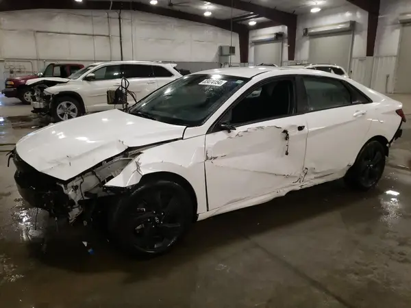 5NPLM4AG2NH065026 2022 HYUNDAI ELANTRA - Image 1