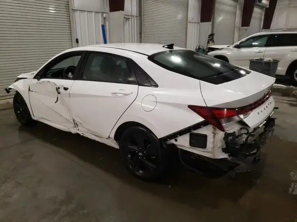 5NPLM4AG2NH065026 2022 HYUNDAI ELANTRA - Image 2