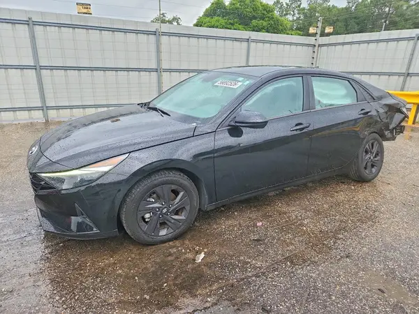 5NPLM4AG2NH067469 2022 HYUNDAI ELANTRA - Image 1