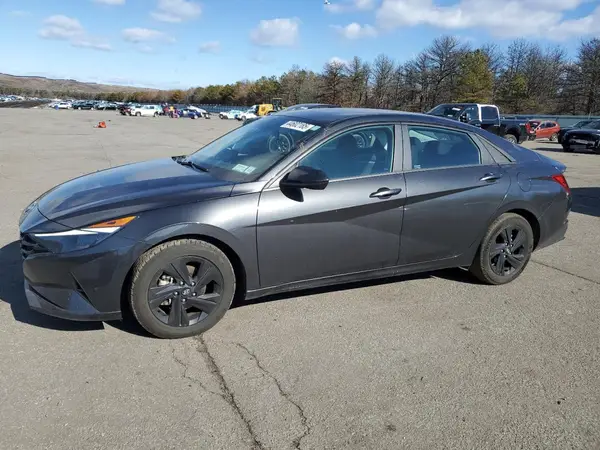 5NPLM4AG2NH069903 2022 HYUNDAI ELANTRA - Image 1