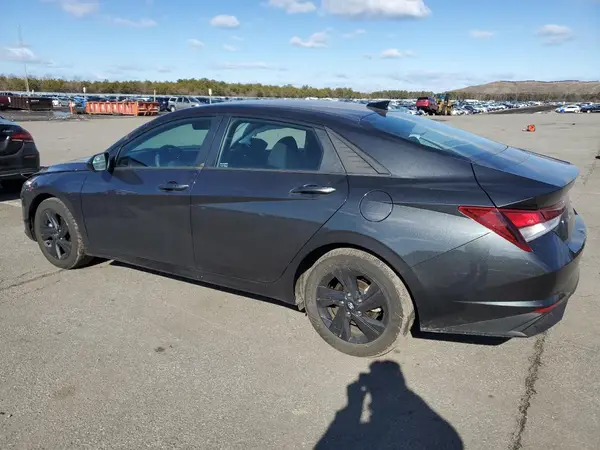 5NPLM4AG2NH069903 2022 HYUNDAI ELANTRA - Image 2
