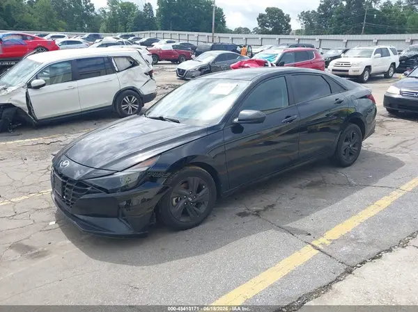 5NPLM4AG2NH077807 2022 HYUNDAI ELANTRA - Image 2