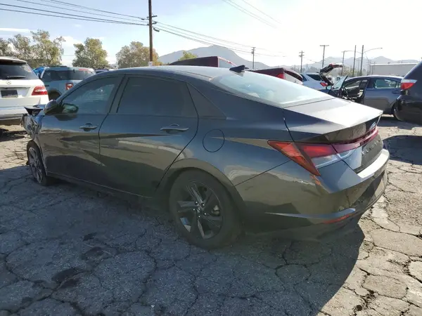 5NPLM4AG2NH079735 2022 HYUNDAI ELANTRA - Image 2