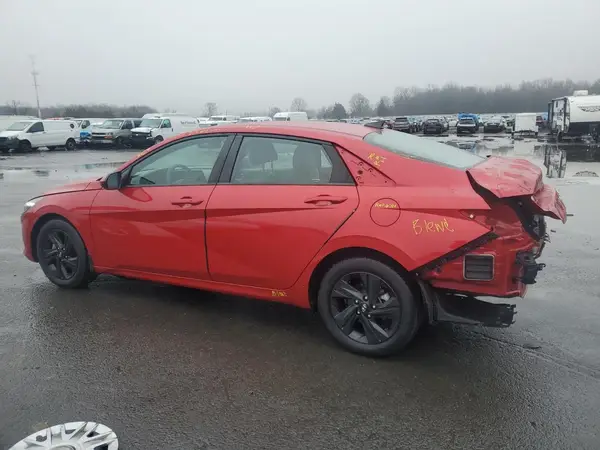5NPLM4AG2NH086118 2022 HYUNDAI ELANTRA - Image 2