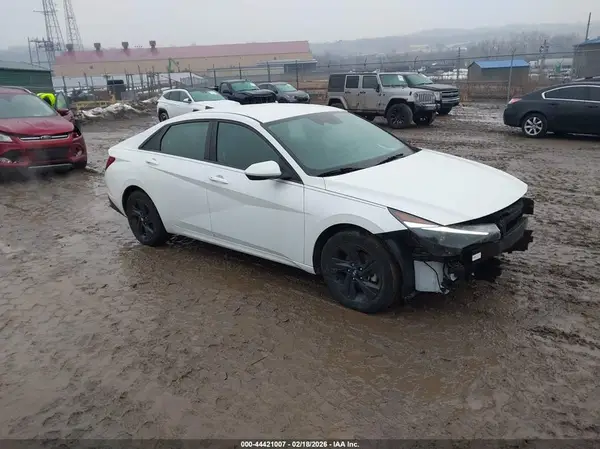 5NPLM4AG2PH090267 2023 HYUNDAI ELANTRA - Image 1