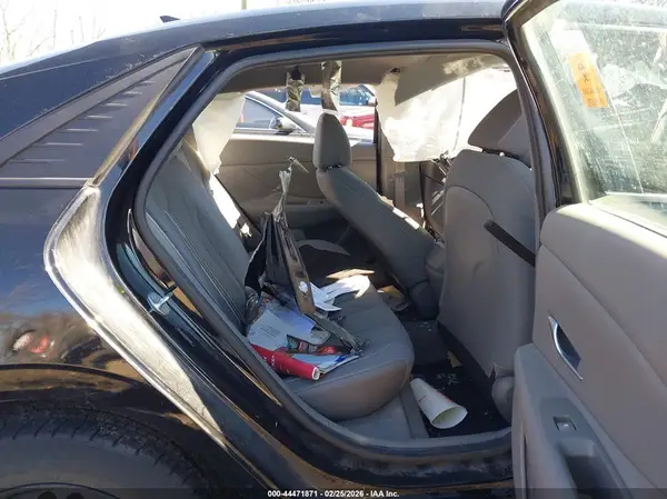 5NPLM4AG2PH095050 2023 HYUNDAI ELANTRA - Image 8
