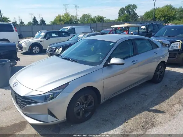 5NPLM4AG2PH104295 2023 HYUNDAI ELANTRA - Image 2