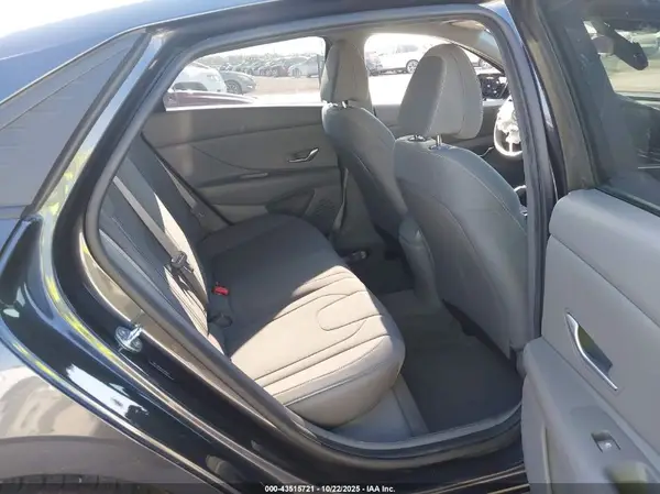 5NPLM4AG2PH110176 2023 HYUNDAI ELANTRA - Image 8