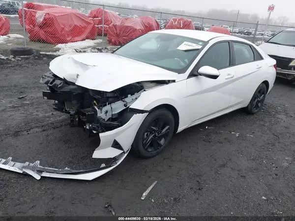 5NPLM4AG2PH113367 2023 HYUNDAI ELANTRA - Image 2