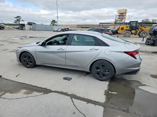 5NPLM4AG3MH000961 2021 HYUNDAI ELANTRA - Image 2