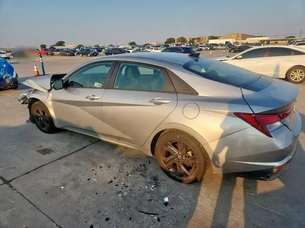 5NPLM4AG3MH002788 2021 HYUNDAI ELANTRA - Image 2