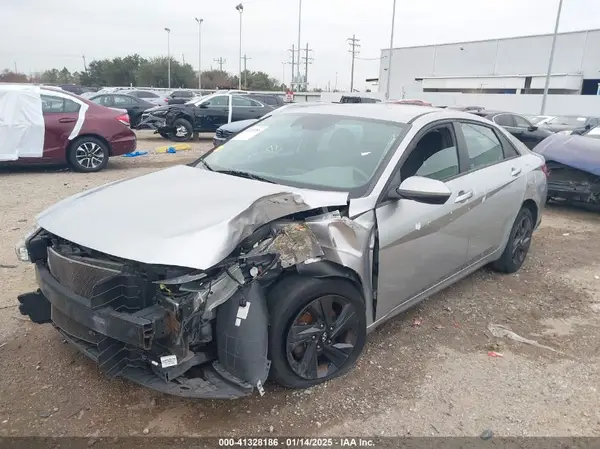 5NPLM4AG3MH040957 2021 HYUNDAI ELANTRA - Image 2