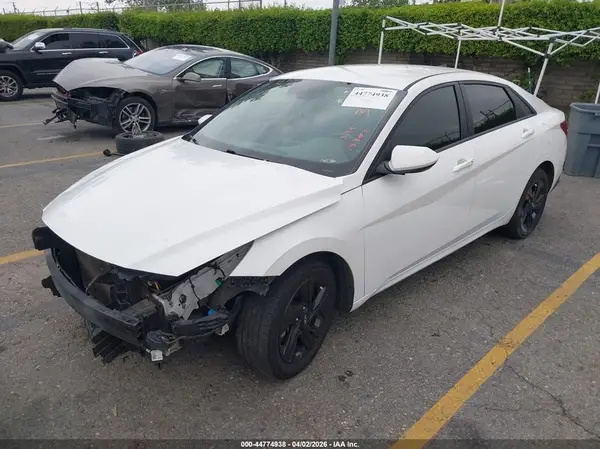 5NPLM4AG3MH049013 2021 HYUNDAI ELANTRA - Image 2