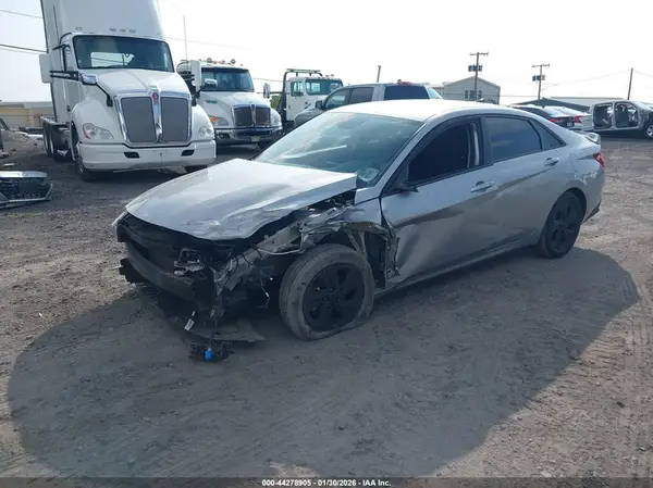 5NPLM4AG3MH051229 2021 HYUNDAI ELANTRA - Image 2