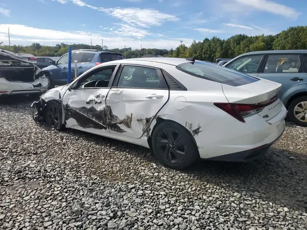 5NPLM4AG3NH054097 2022 HYUNDAI ELANTRA - Image 2