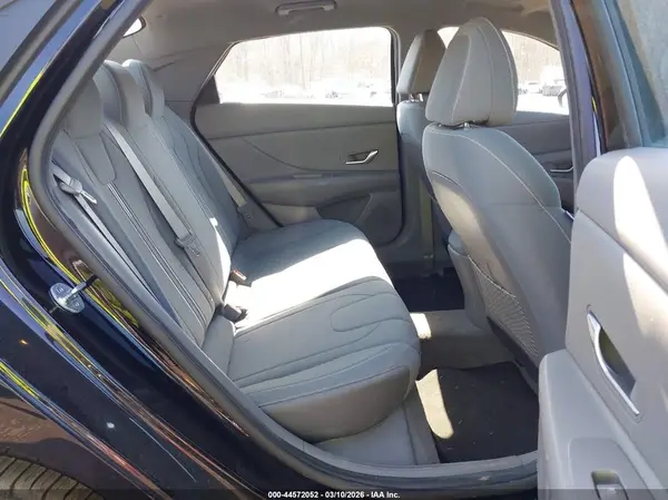 5NPLM4AG3NH056741 2022 HYUNDAI ELANTRA - Image 8