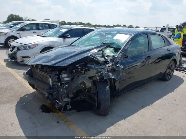 5NPLM4AG3NH057968 2022 HYUNDAI ELANTRA - Image 2