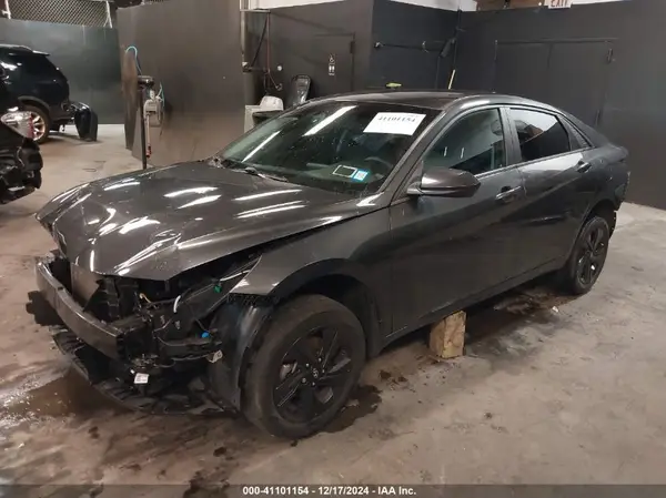 5NPLM4AG3NH058165 2022 HYUNDAI ELANTRA - Image 2