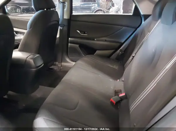 5NPLM4AG3NH058165 2022 HYUNDAI ELANTRA - Image 8