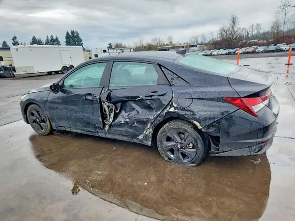 5NPLM4AG3NH058215 2022 HYUNDAI ELANTRA - Image 2