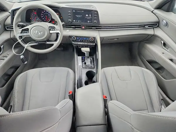 5NPLM4AG3NH058215 2022 HYUNDAI ELANTRA - Image 8