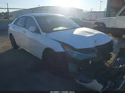 5NPLM4AG3NH058330 2022 HYUNDAI ELANTRA