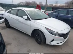 5NPLM4AG3NH060174 2022 HYUNDAI ELANTRA