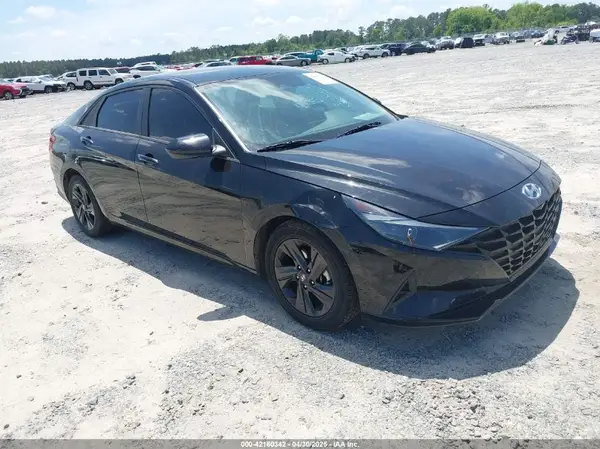 5NPLM4AG3NH060773 2022 HYUNDAI ELANTRA - Image 1
