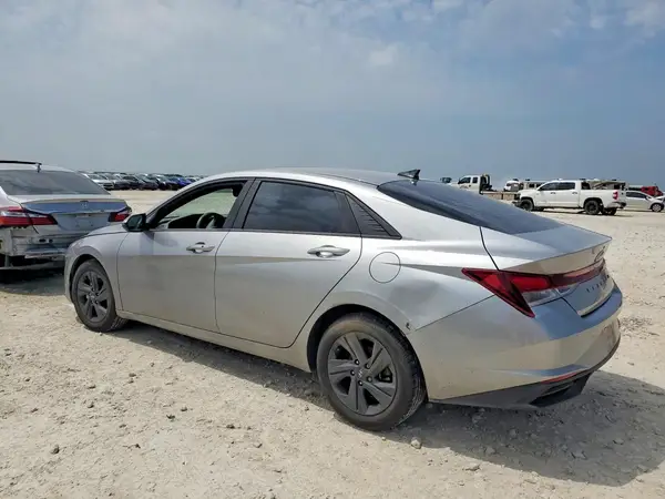5NPLM4AG3NH061485 2022 HYUNDAI ELANTRA - Image 2