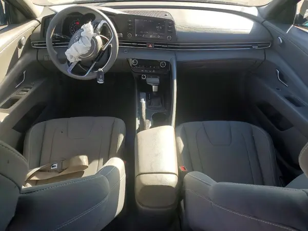 5NPLM4AG3NH063737 2022 HYUNDAI ELANTRA - Image 8