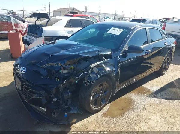 5NPLM4AG3NH066704 2022 HYUNDAI ELANTRA - Image 2