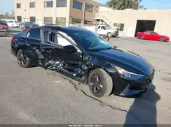 5NPLM4AG3NH070591 2022 HYUNDAI ELANTRA