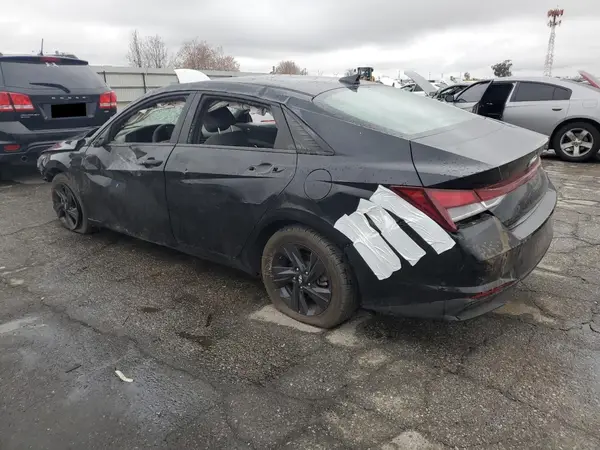 5NPLM4AG3NH072387 2022 HYUNDAI ELANTRA - Image 2