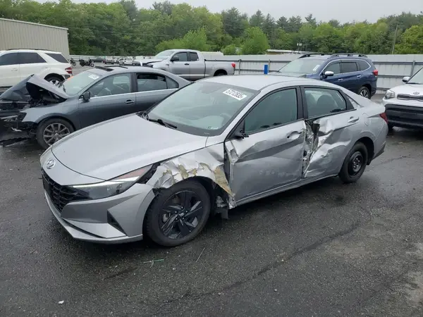 5NPLM4AG3NH073829 2022 HYUNDAI ELANTRA - Image 1