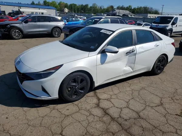 5NPLM4AG3NH074690 2022 HYUNDAI ELANTRA - Image 1